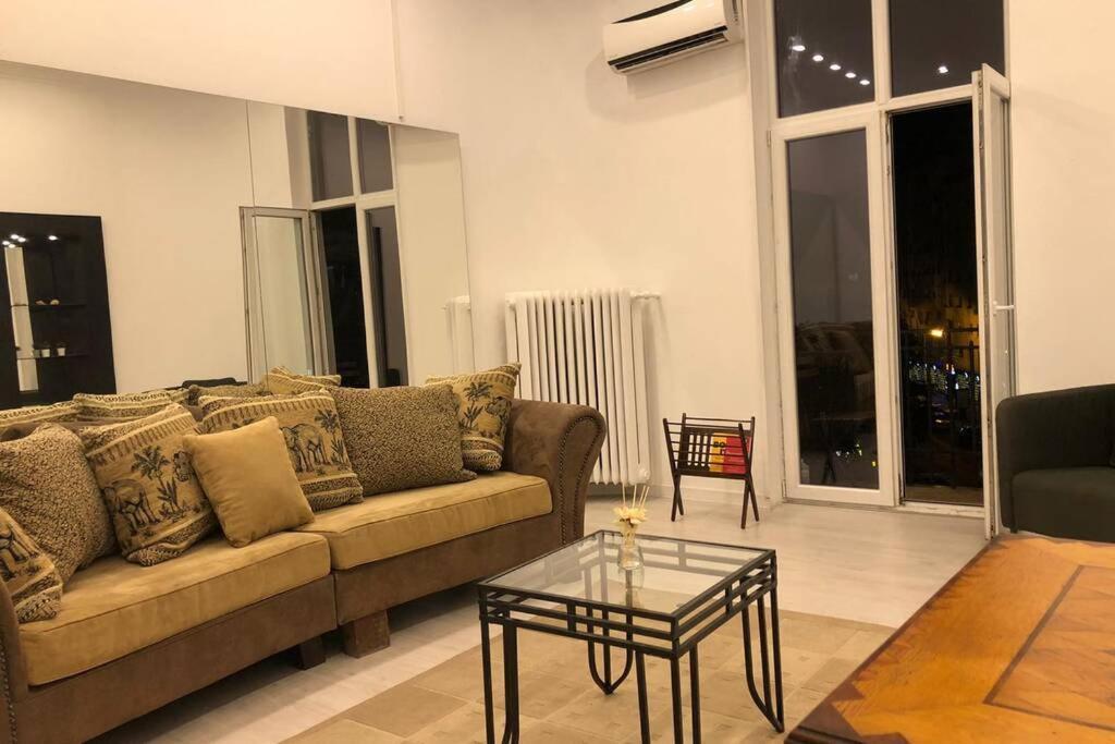 Outstanding 3Br Ultracentral Cityview Balcony Aaa Apartman Bukarest Kültér fotó
