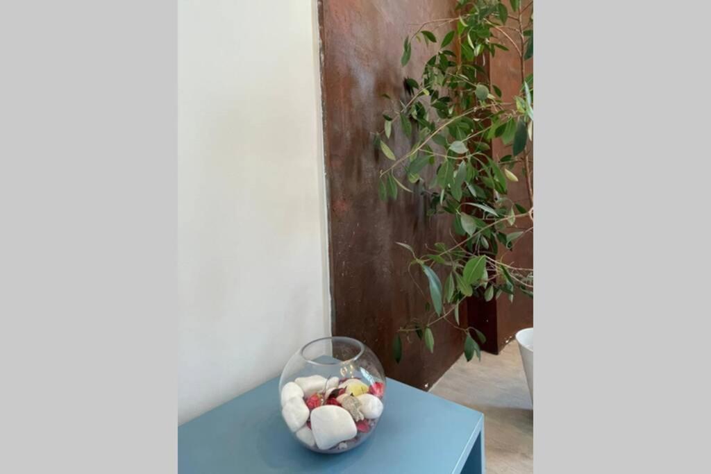 Outstanding 3Br Ultracentral Cityview Balcony Aaa Apartman Bukarest Kültér fotó