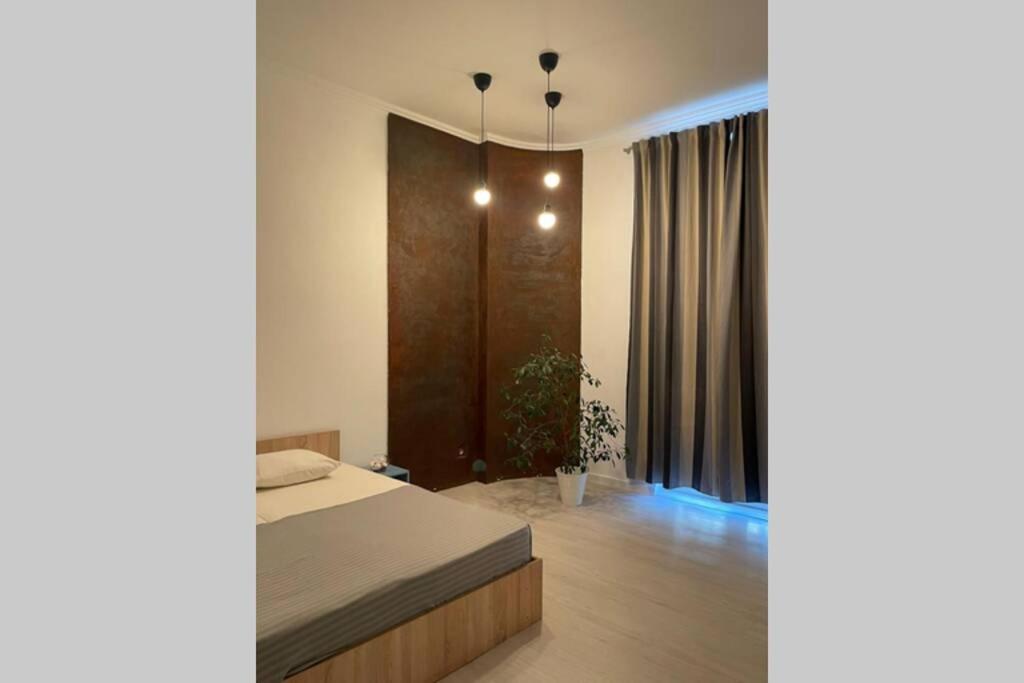 Outstanding 3Br Ultracentral Cityview Balcony Aaa Apartman Bukarest Kültér fotó