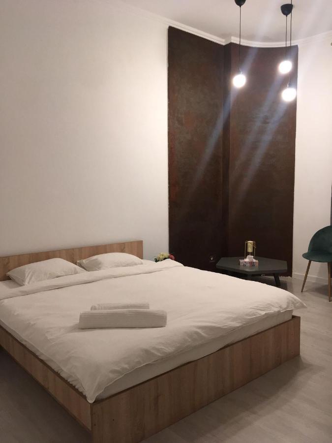 Outstanding 3Br Ultracentral Cityview Balcony Aaa Apartman Bukarest Kültér fotó